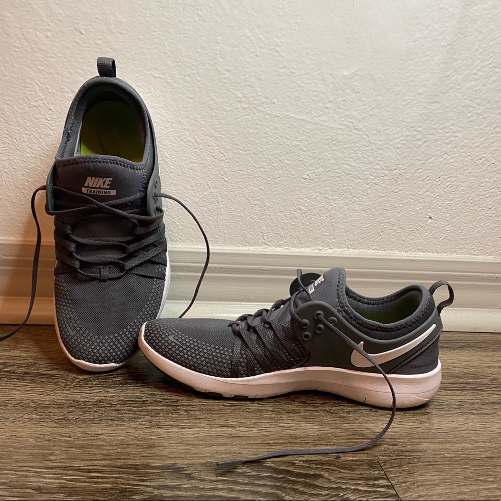 Women’s Grey Nike’s